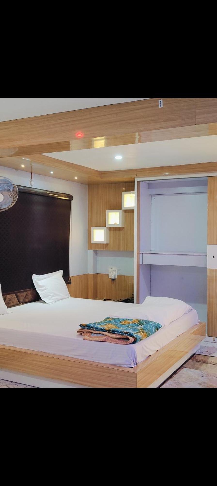 Ayodhya The Maheshwari Residency酒店 外观 照片