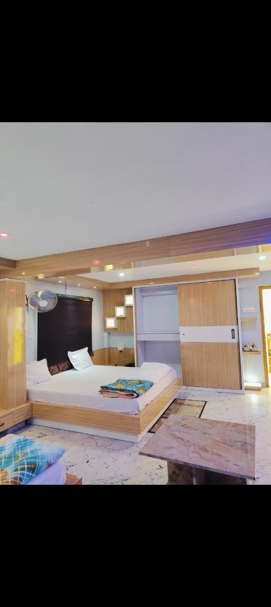 Ayodhya The Maheshwari Residency酒店 外观 照片